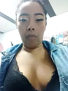 Ebony-Goddess19 online show from 10/09/25, 05:22