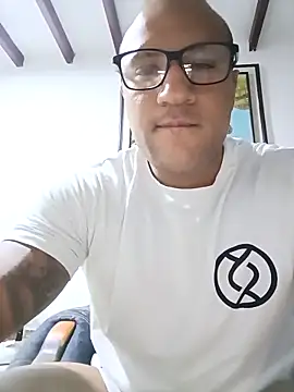 Snapshot of Jacksonfit__ chatting on 09/16/25, 05:19 Jacksonfit online show from 09/16/25, 05:19