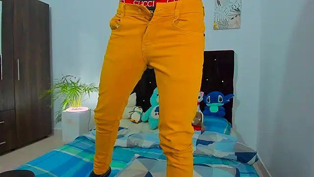 Snapshot of Zacktorres_ chatting on 09/30/25, 11:10 Zacktorres online show from 09/30/25, 11:10