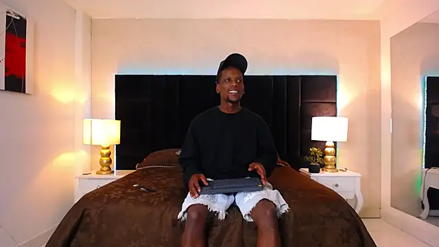 SkylerBigxxx online show from 07/28/26, 04:41