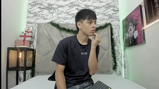 Logan Jhonson online show from 12/14/25, 08:24