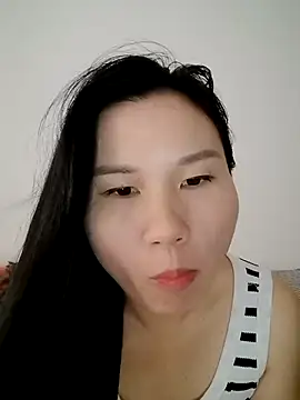 Snapshot of wen78759 chatting on 09/25/25, 02:37 wen78759 online show from 09/25/25, 02:37