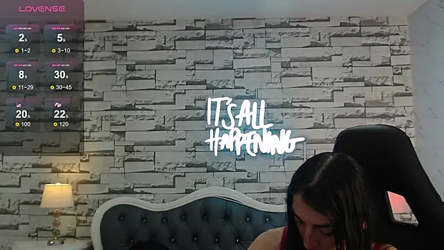 Snapshot of Maily_a_ chatting on 10/16/25, 02:56 Maily a online show from 10/16/25, 02:56