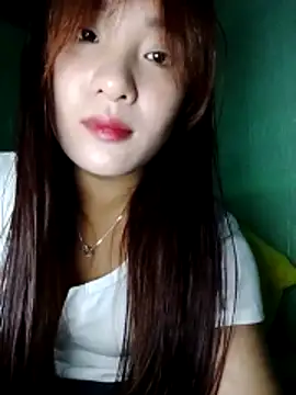 Snapshot of Linksys_nicee chatting on 10/22/25, 02:28 Linksys nicee online show from 10/22/25, 02:28