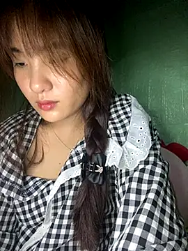 Snapshot of Linksys_nicee chatting on 10/27/25, 02:26 Linksys nicee online show from 10/27/25, 02:26