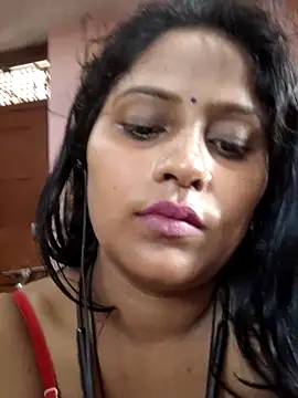 Jasmine Januja online show from 05/15/26, 11:34
