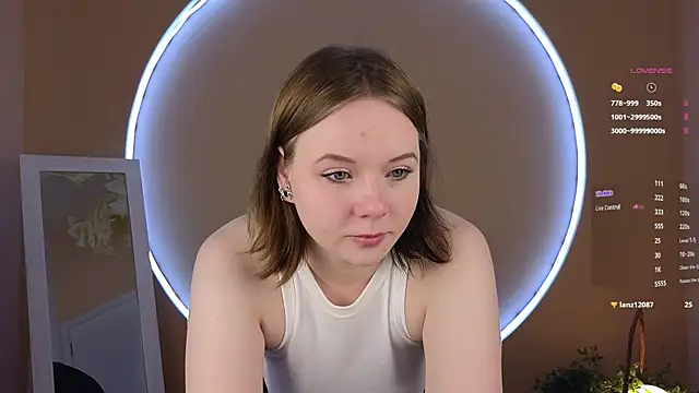 Snapshot of Sophi_X chatting on 10/12/25, 11:42 Sophi X online show from 10/12/25, 11:42