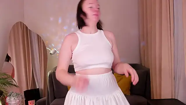 Snapshot of Sophi_X chatting on 10/22/25, 02:06 Sophi X online show from 10/22/25, 02:06