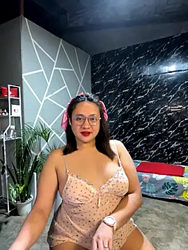 Snapshot of 1aquaticangel69 chatting on 11/21/25, 04:49 1aquaticangel69 online show from 11/21/25, 04:49