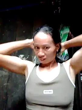 Snapshot of donna-bae chatting on 09/25/25, 11:03 donna-bae online show from 09/25/25, 11:03