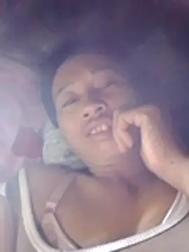 Snapshot of donna-bae chatting on 11/02/25, 09:28 donna-bae online show from 11/02/25, 09:28