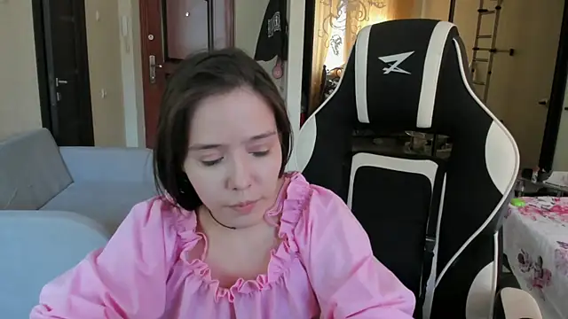 KatherineGreczkowski online show from 09/18/25, 11:12