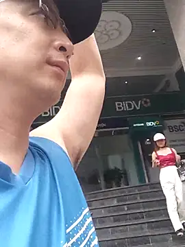 Snapshot of MaiHoang2k chatting on 09/21/25, 05:42 MaiHoang2k online show from 09/21/25, 05:42