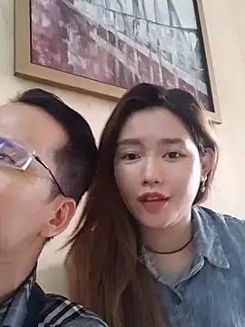 Snapshot of MaiHoang2k chatting on 09/22/25, 10:17 MaiHoang2k online show from 09/22/25, 10:17