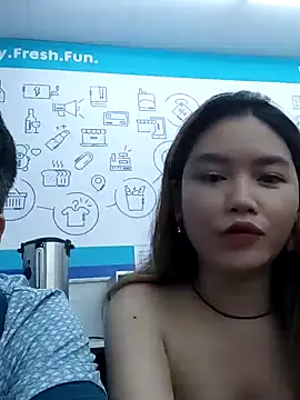 Snapshot of MaiHoang2k chatting on 09/23/25, 04:43 MaiHoang2k online show from 09/23/25, 04:43