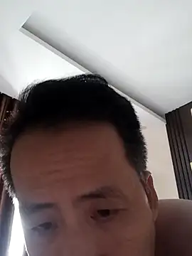 Snapshot of MaiHoang2k chatting on 09/27/25, 12:26 MaiHoang2k online show from 09/27/25, 12:26