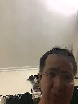 Snapshot of MaiHoang2k chatting on 10/06/25, 02:47 MaiHoang2k online show from 10/06/25, 02:47