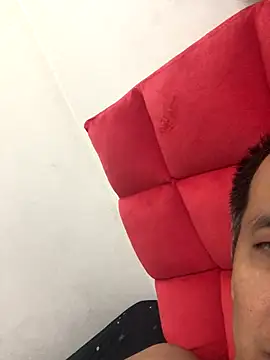 Snapshot of MaiHoang2k chatting on 10/07/25, 04:48 MaiHoang2k online show from 10/07/25, 04:48