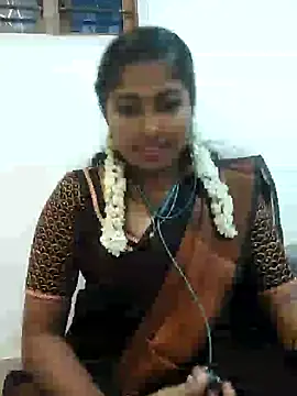TAMIL AMMUKUTTYY online show from 09/18/25, 05:37
