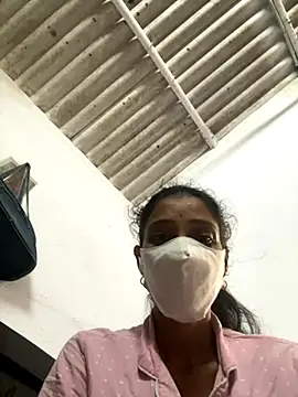 Snapshot of sweetreddy-02 chatting on 09/25/25, 07:12 sweetreddy-02 online show from 09/25/25, 07:12