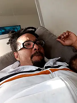 romero115 online show from 11/18/25, 01:37