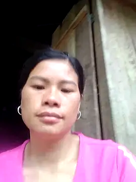 Snapshot of Qinjid002 chatting on 09/26/25, 04:38 Qinjid002 online show from 09/26/25, 04:38