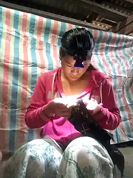 Snapshot of Qinjid002 chatting on 10/08/25, 03:48 Qinjid002 online show from 10/08/25, 03:48