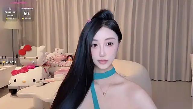 Snapshot of Melody-11 chatting on 11/02/25, 10:34 Melody-11 online show from 11/02/25, 10:34