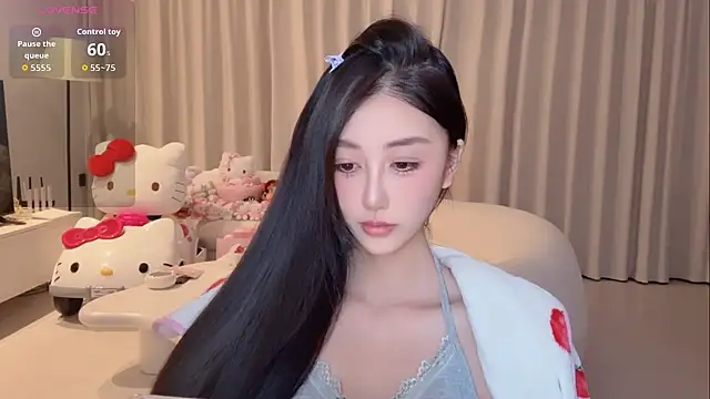 Snapshot of Melody-11 chatting on 11/04/25, 09:14 Melody-11 online show from 11/04/25, 09:14