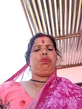 Snapshot of Hott_locky chatting on 09/24/25, 06:28 Hott locky online show from 09/24/25, 06:28