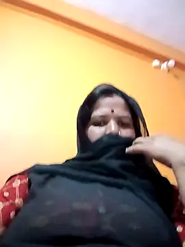 Snapshot of Hott_locky chatting on 09/29/25, 05:07 Hott locky online show from 09/29/25, 05:07