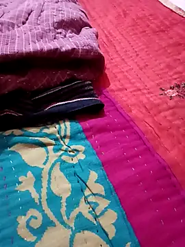 Snapshot of Hott_locky chatting on 09/30/25, 04:01 Hott locky online show from 09/30/25, 04:01