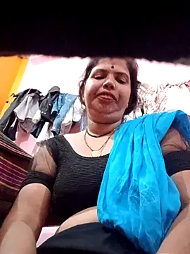 Snapshot of Hott_locky chatting on 10/04/25, 11:36 Hott locky online show from 10/04/25, 11:36