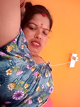 Snapshot of Hott_locky chatting on 11/01/25, 08:38 Hott locky online show from 11/01/25, 08:38