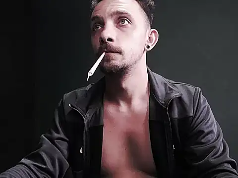 guesswhatbitch online show from 10/01/25, 01:50