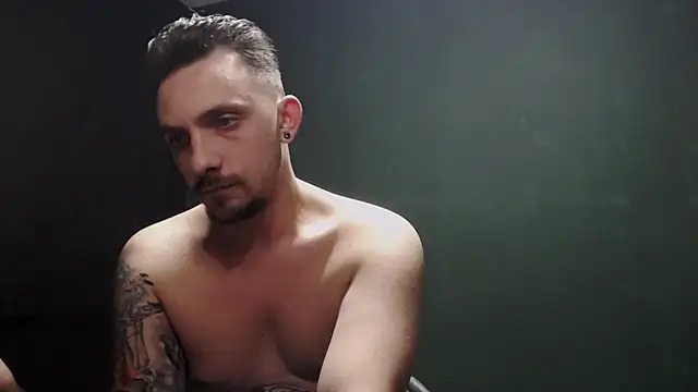 guesswhatbitch online show from 10/15/25, 07:25