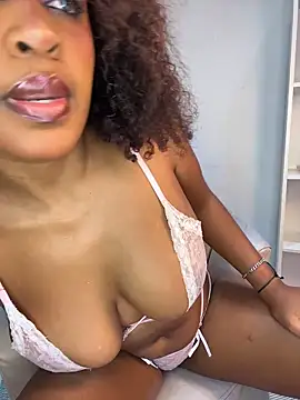 alessia moon1 online show from 06/03/26, 01:25