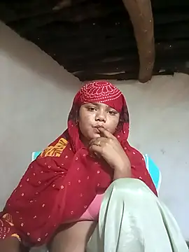 Snapshot of Hot_Shredha chatting on 10/29/25, 02:25 Hot Shredha online show from 10/29/25, 02:25