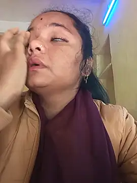 Snapshot of Hot_Shredha chatting on 11/08/25, 03:18 Hot Shredha online show from 11/08/25, 03:18