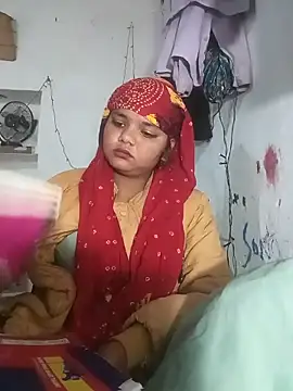 Snapshot of Hot_Shredha chatting on 11/11/25, 12:49 Hot Shredha online show from 11/11/25, 12:49