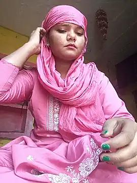 Snapshot of Hot_Shredha chatting on 11/14/25, 10:03 Hot Shredha online show from 11/14/25, 10:03