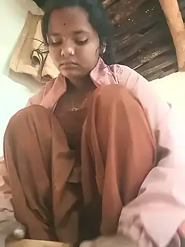 Snapshot of Hot_Shredha chatting on 11/26/25, 03:29 Hot Shredha online show from 11/26/25, 03:29