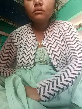 Snapshot of Hot_Shredha chatting on 11/28/25, 04:26 Hot Shredha online show from 11/28/25, 04:26