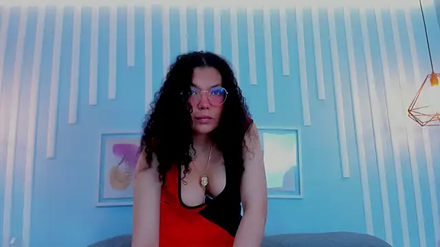 SweetStarr  online show from 10/14/25, 12:50