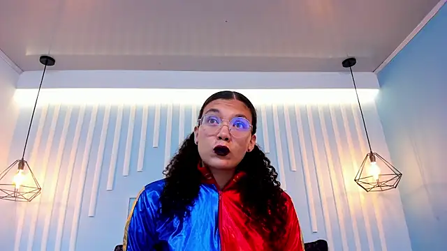 SweetStarr  online show from 10/31/25, 12:28