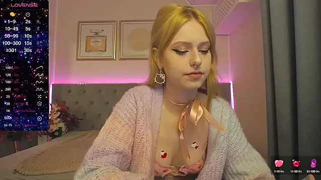 Snapshot of WendyMey chatting on 09/24/25, 06:39 WendyMey online show from 09/24/25, 06:39