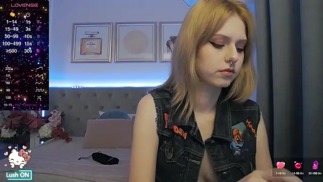 Snapshot of WendyMey chatting on 09/30/25, 07:02 WendyMey online show from 09/30/25, 07:02