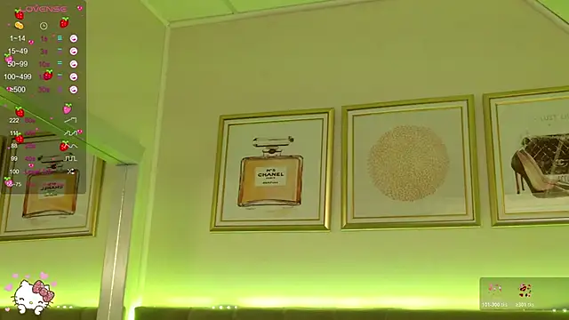 Snapshot of WendyMey chatting on 11/04/25, 07:51 WendyMey online show from 11/04/25, 07:51