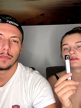 Snapshot of only4love chatting on 09/28/25, 05:18 only4love online show from 09/28/25, 05:18