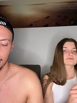 Snapshot of only4love chatting on 09/29/25, 07:08 only4love online show from 09/29/25, 07:08